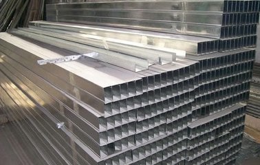 辦公室裝修施工中輕鋼龍骨與木龍骨吊頂區(qū)別