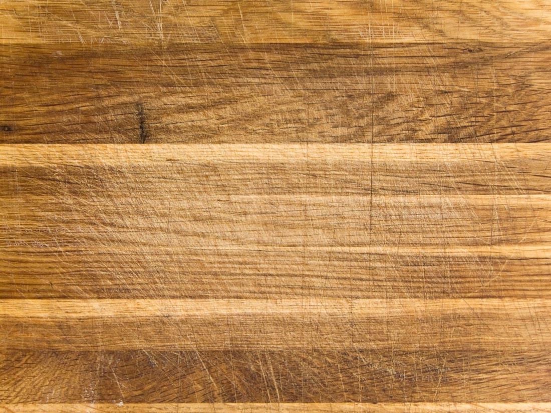 辦公室裝修后使用中木地板泡水后應(yīng)該怎么辦？如何處理