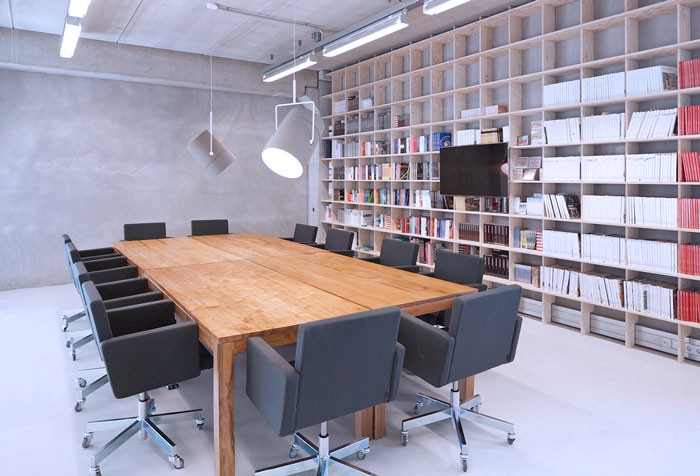 現(xiàn)代簡約辦公室會議室設(shè)計