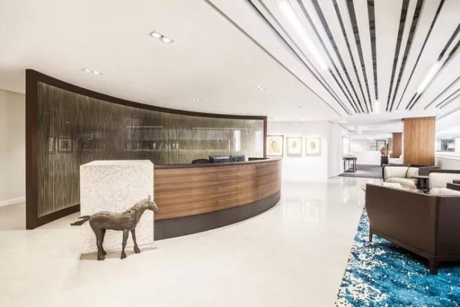 關于北京辦公室裝修設計中l(wèi)ogo墻的設計分析：