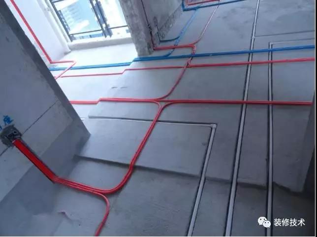 辦公室裝修中強(qiáng)電電工施工要求注意事項(xiàng)