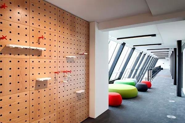 辦公室裝修-我們?nèi)绾谓鉀Q北京辦公室裝修中的防潮問題？