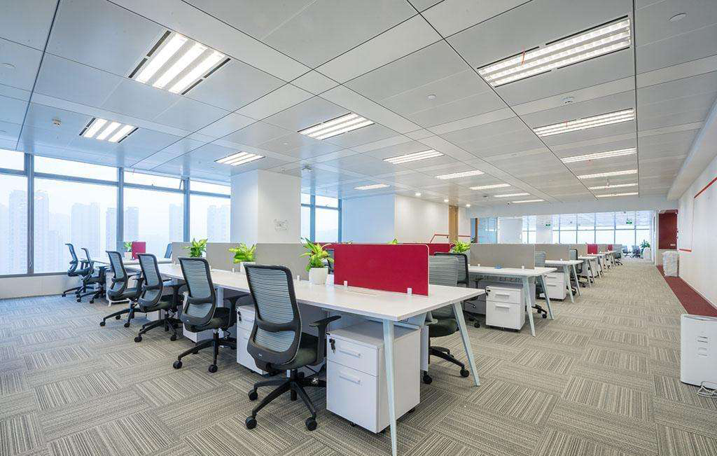 辦公室裝修以高技術(shù)專業(yè)的室內(nèi)空間設(shè)計精準(zhǔn)定位方案：